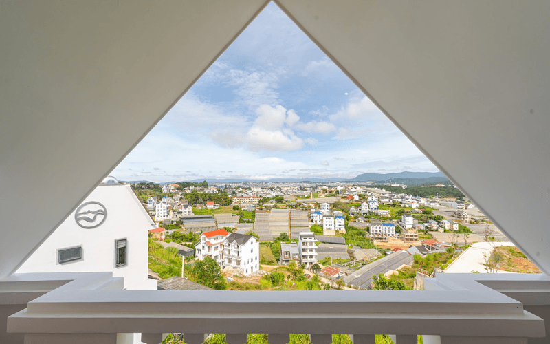 Leman Villa Dalat, Trai Mat